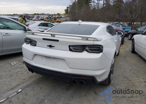 2019 Chevrolet Camaro 2Ss z USA, uszkodzony, nr VIN 1G1FH1R73K0107466